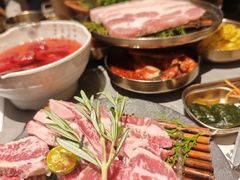 -草家酱蟹炭火烤肉店(珲春南路一店)