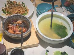 -荷塘秋月·本帮江浙菜(国权路店)