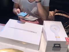 -Apple零售店(新街口店)