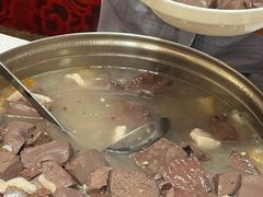 -东豪园林海鲜酒家(南港路辅路店)