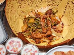 -山河屯铁锅炖·非遗东北菜(南山店)