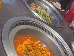 -山河屯铁锅炖(哈西站店)