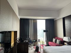 -广州天河希尔顿酒店