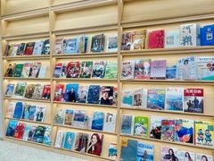 内景-浦东新区花木街道图书馆