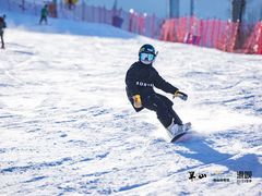 -鳌山滑雪度假区