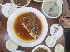 -湖南人家湘菜馆(镇江路店)