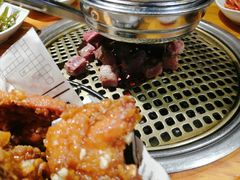 -唯成•韩国炭火烤肉 유성고기