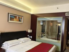 -汕头金海湾大酒店(万象城店)