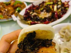 -镜泊湖酒家(兴华街金鼎店)