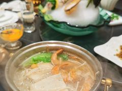 -鼎泰亨·海鲜牛肉餐厅(滨江店)