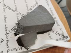 -M Stand(上海人民广场来福士店)