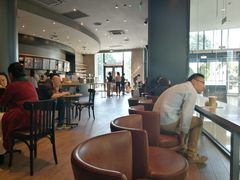 -星巴克臻选(成都来福士店)