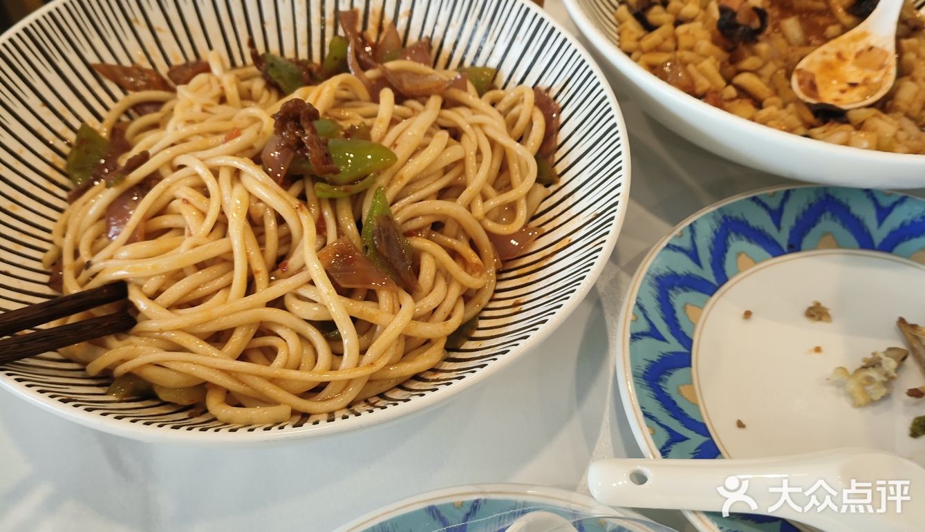 炒面套餐开吃咯~