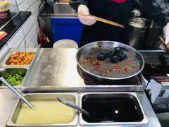 -黑色经典臭豆腐·湖南特产(步行街店)