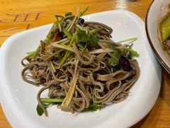 -肘子酥·天津菜·特色捞面(德云社店)