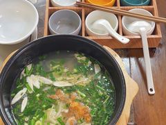 -瑞扬草芽过桥米线(穿金路店)