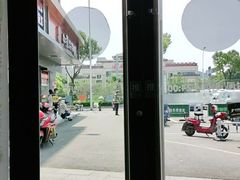 -华莱士·炸鸡汉堡(红枫广场店)