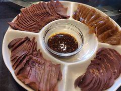 -吴记酱骨炖菜馆(康安路店)