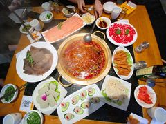 -潮火锅·麻辣牛肉火锅(观音桥方圆·LIVE店)