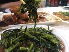 -纽顿熟食中心