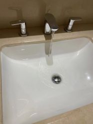 -裕月馨月子中心(滨江店)