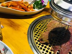 -唯成•韩国炭火烤肉 유성고기