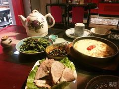 -手抄板凳江南菜(湖滨商业街店)