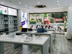 -荣耀授权专卖店(黄浦浙江中路店)