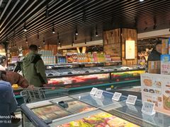 -胖东来生活广场(健康路店)