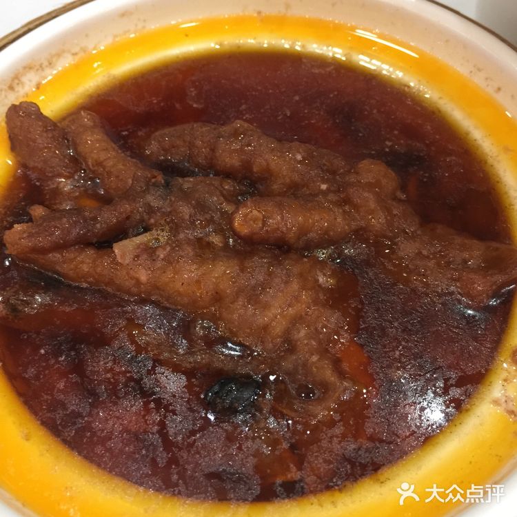 鸡都酥掉了。味道有点淡「果木烧猪排」这个蛮好吃的