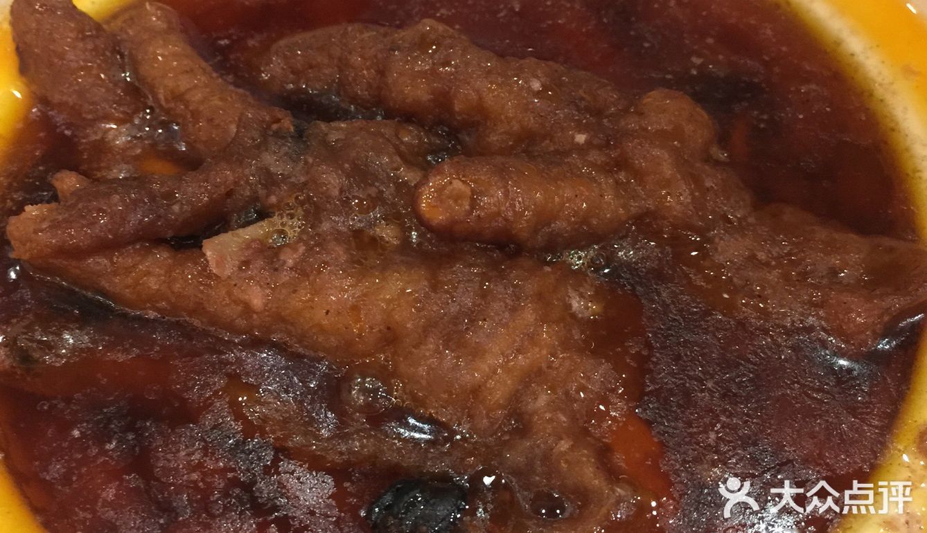 鸡都酥掉了。味道有点淡「果木烧猪排」这个蛮好吃的