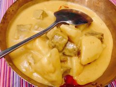 -香巴拉云南餐厅(华莱坞店)