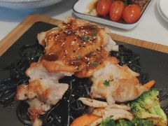 山贼汁鸡扒墨鱼汁扁面-打趸BTC·Breaktime cafe(北京路店)