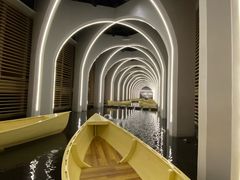 -涨巢·潮玩水疗局