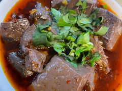 -桥香园云南过桥米线(金马碧鸡店)