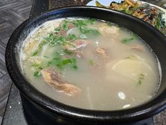 -正苑26年海鲜烤肉•牛尾汤汤饭(东港店)