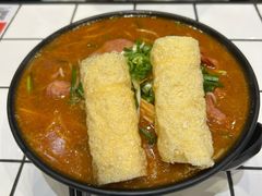 -肥汁米蘭香港米线(长宁来福士店)