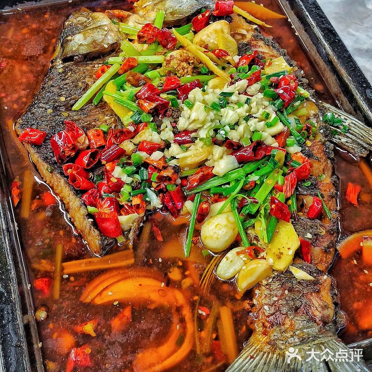  四方坪宝藏宵夜大排档🍢烤鱼烤串嘎嘎香