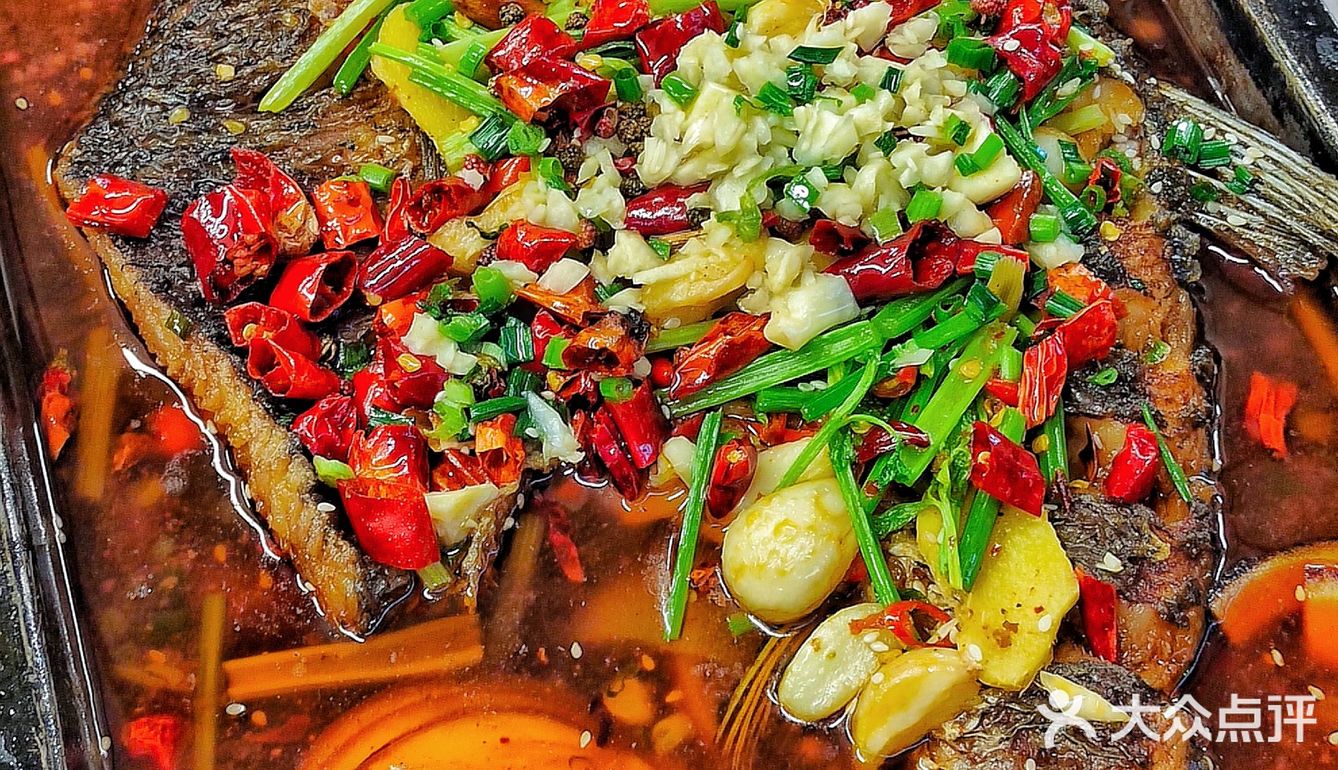  四方坪宝藏宵夜大排档🍢烤鱼烤串嘎嘎香