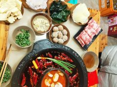 -黄潇洒老火锅(九眼桥宏济巷店)