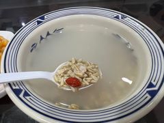 -牛一嘴·兰州牛肉面·大盘鸡(财富中心店)