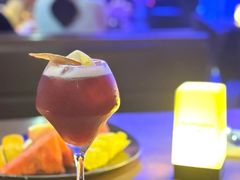 -FOUR PLAY BAR