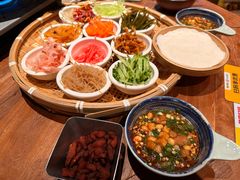 -包整·丝娃娃(一览甲秀楼风景店)