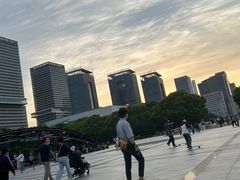 -上海科技馆(地铁站)