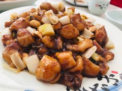 宫保鸡丁-鑫巴蜀小镇 · 水煮鱼专研店(玉桥店)