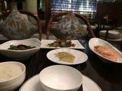 -浅深(世茂滨江精品店)