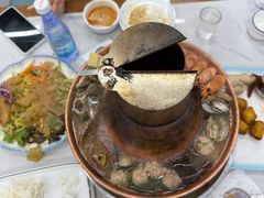 -一口猪海鲜浑锅·东北家常菜