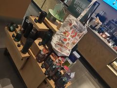 -星巴克臻选(华堂·新辰汇店)