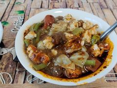 多加辣子更香-刘老虎肉丸糊辣汤(总店)
