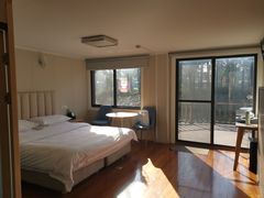 -上海怡沁园度假酒店
